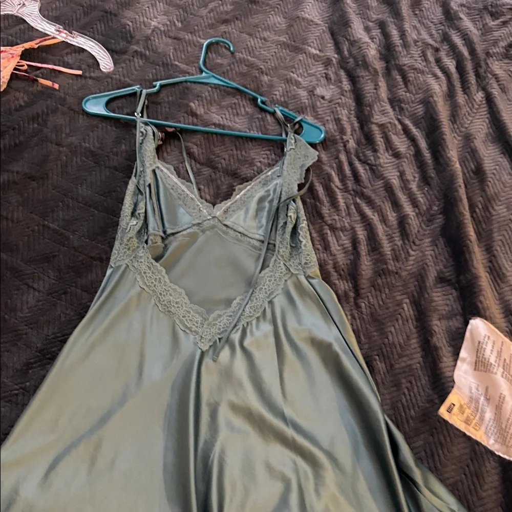 Victoria's Secret Teal Satin Chemise - Picture 4 of 4